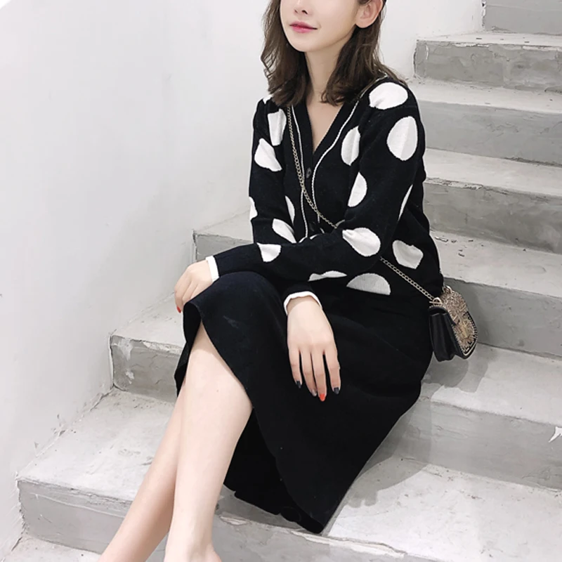 women sweater knitted long sleeve black white polka dot cardigans loose V neck autumn winter elegant M0086 |