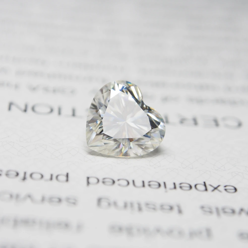 Clear Bright  VVS Moissanite 9*9MM Heart Shape Gemstone Color Play or Fire Lab Created Loose Diamond for Women Gift
