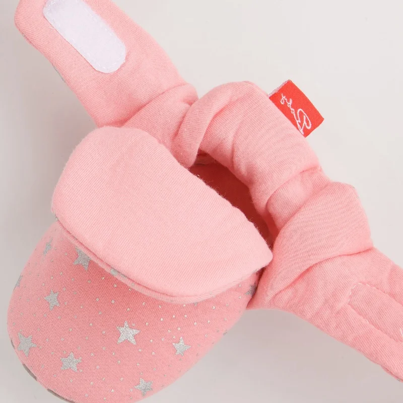 

Winter Cotton Fabric Baby Boy Girl Soft-Soled Polka Dot Warm Toddler Boots Hook & Loop Shoes Newborn First Walking Shoes