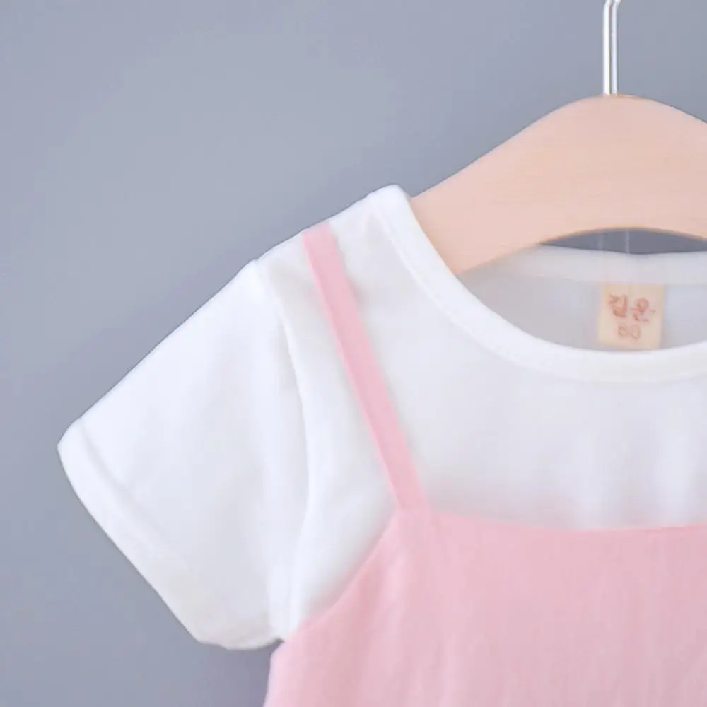 Детское летнее платье для маленьких девочек однотонное детское на бретелях с