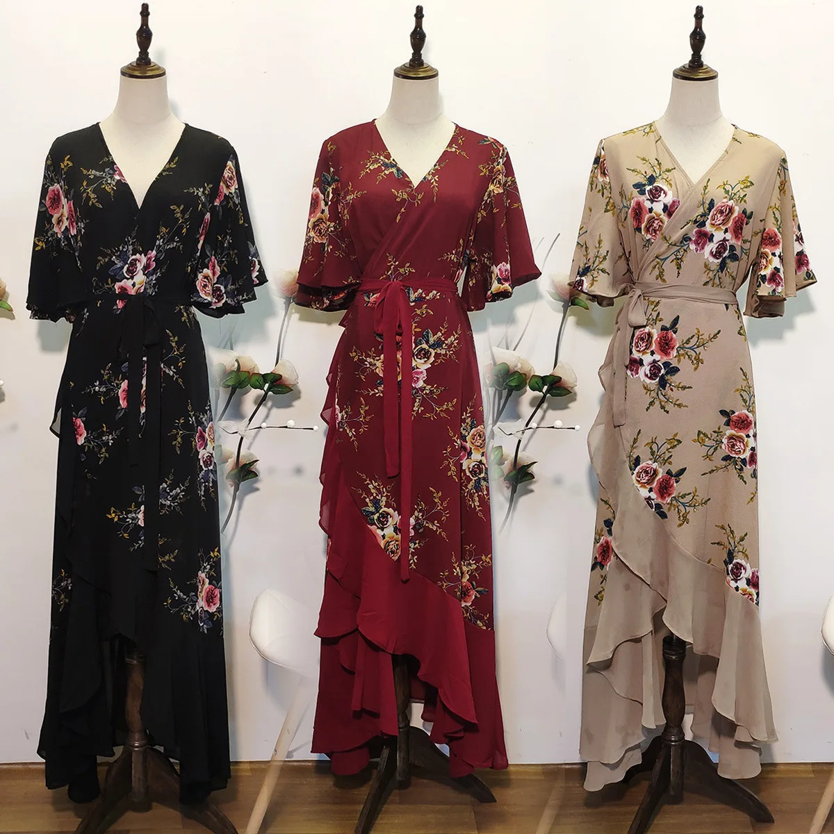 

Women Summer Dress Plus Size 4XL 5XL Female V Neck Short Sleeve Floral Print Ruffles Boho Beach Dress Maxi Long Wrap Dresses