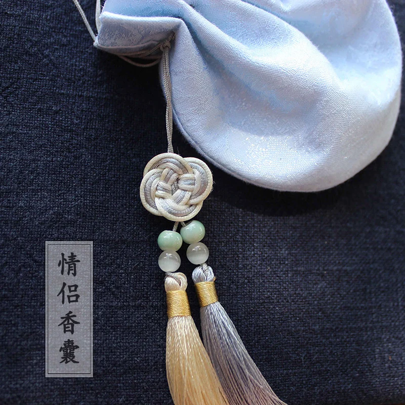 

Sachet brocade antique pendant argy wormwood mosquito repellent wardrobe automobile hanging ornament