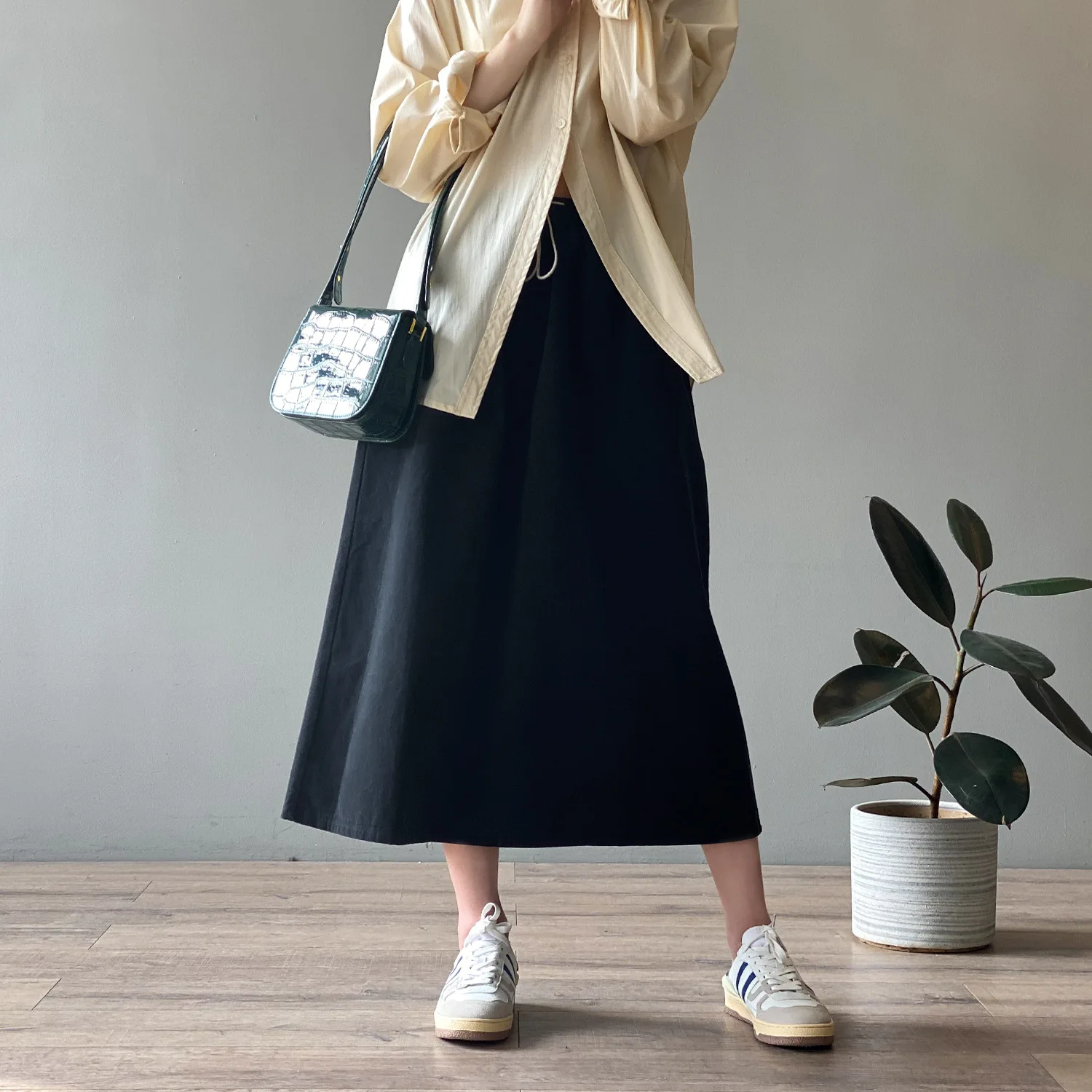 

Plain Casual Simple Mid-Length Skirt Women's 2021 Spring New Loose Leisure Long Tooling Umbrella Swing A-line Beige Skirt 6710