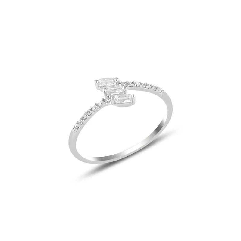 

Silverlina Silver Zircon Stone Ring