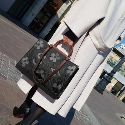 

Women's Handbags
