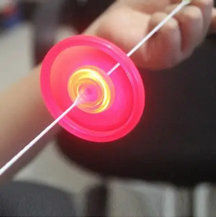 

5 шт./лот Светящийся Ручной вытяжной светящийся мигающий веревочный маховик игрушка со светодиодной подсветкой Новинка Детский маховик миг...