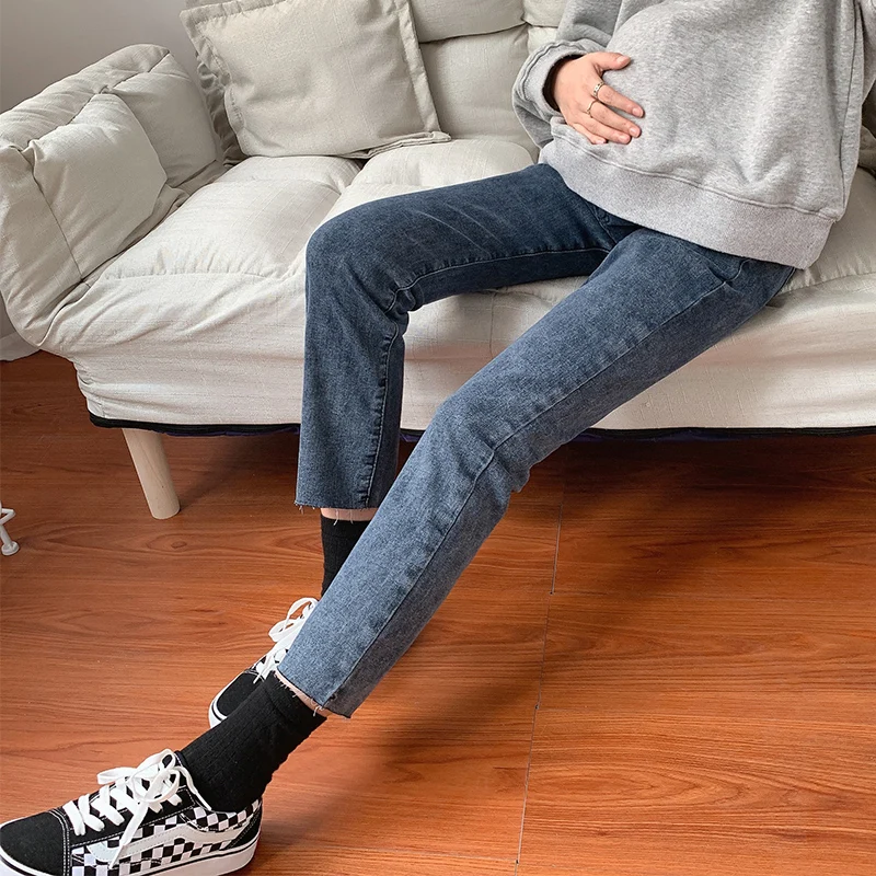 

971# 2021 Spring Denim Maternity Jeans 9/10 Straight Pants Clothes for Pregnant Women Elastic Waist Belly Pregnancy Trousers