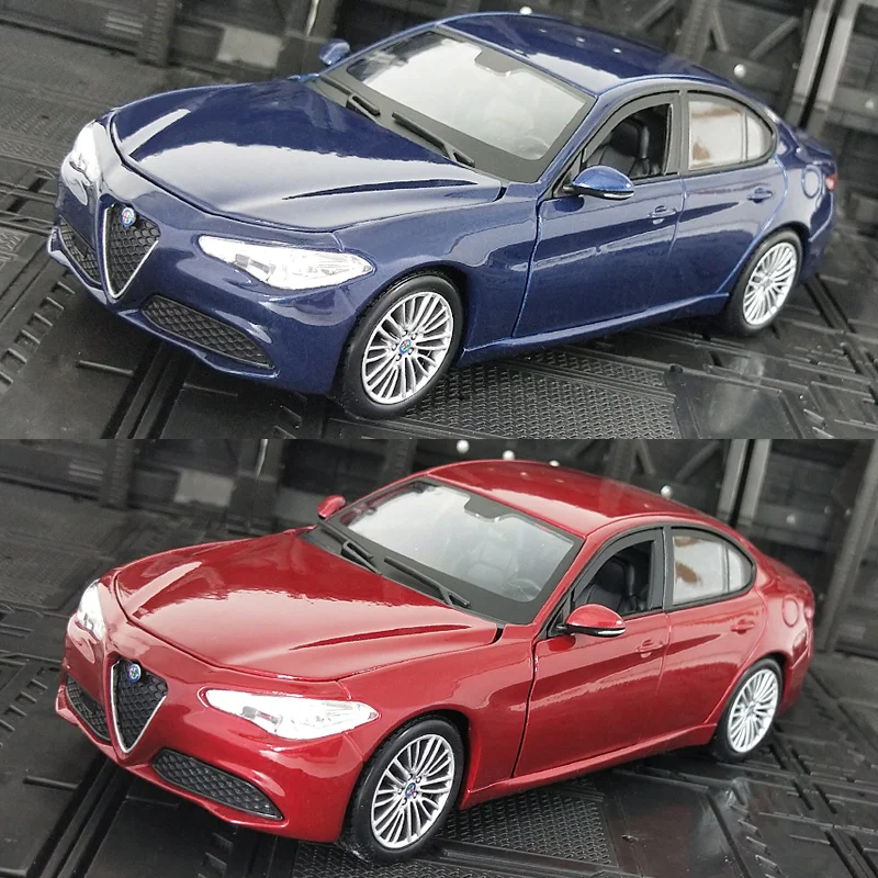 Модель автомобиля Bburago 1:24 Alfa Romeo Giulia коллекционная игрушка|Наземный транспорт| |
