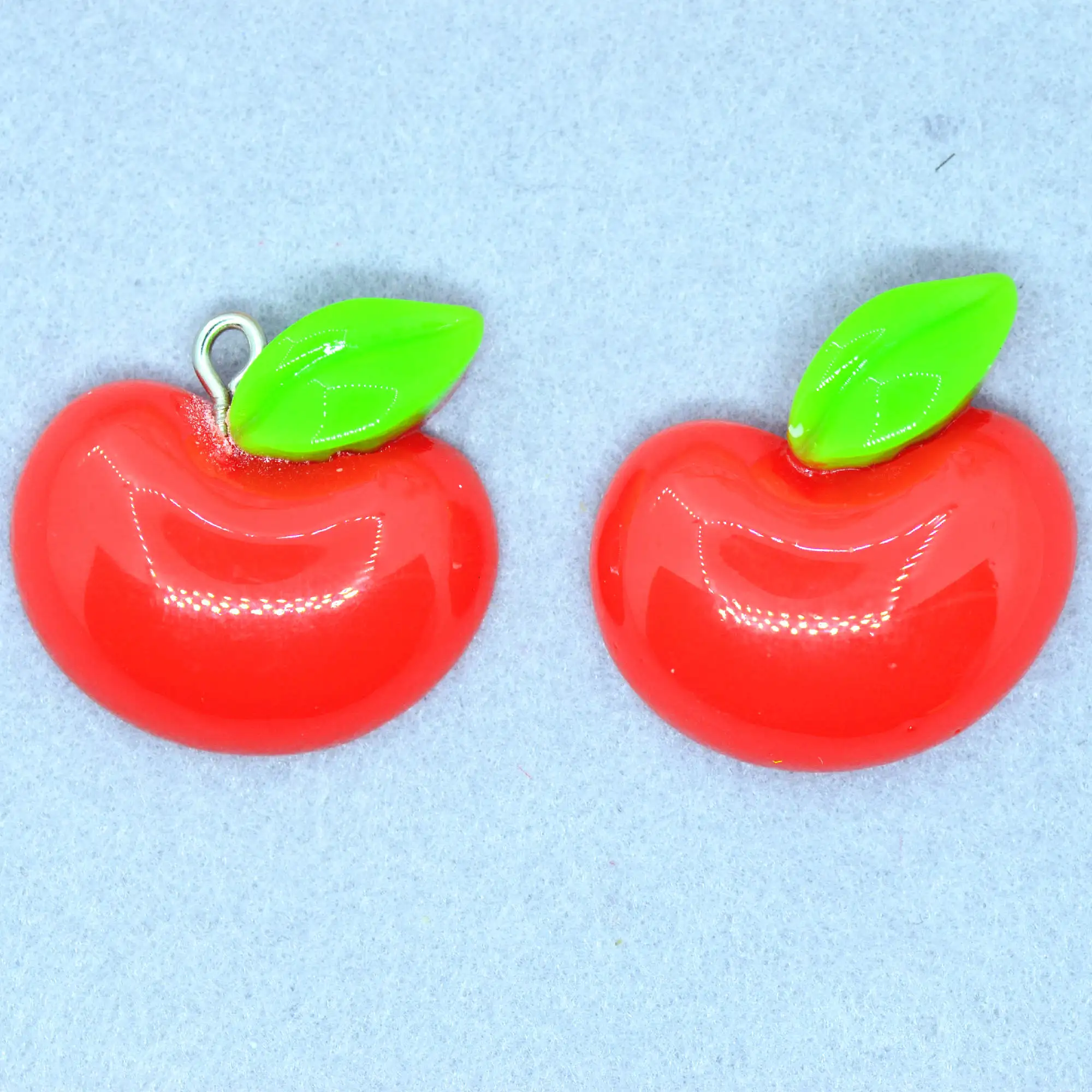 10 шт. Кабошоны с красными яблоками из смолы плоской задней стороной украшения для