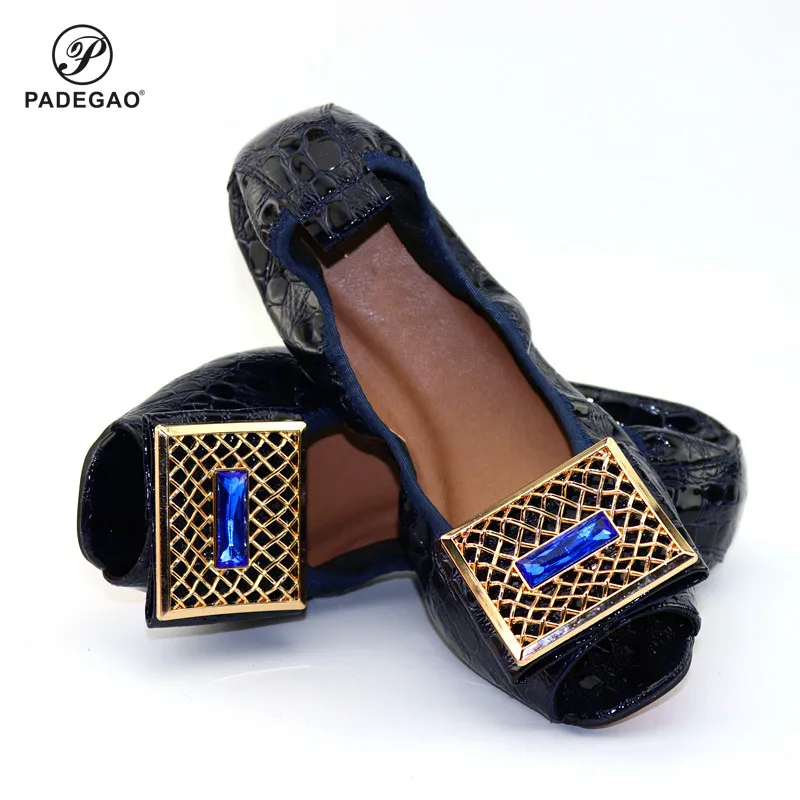 Женские балетки из натуральной кожи на плоской подошве | Обувь