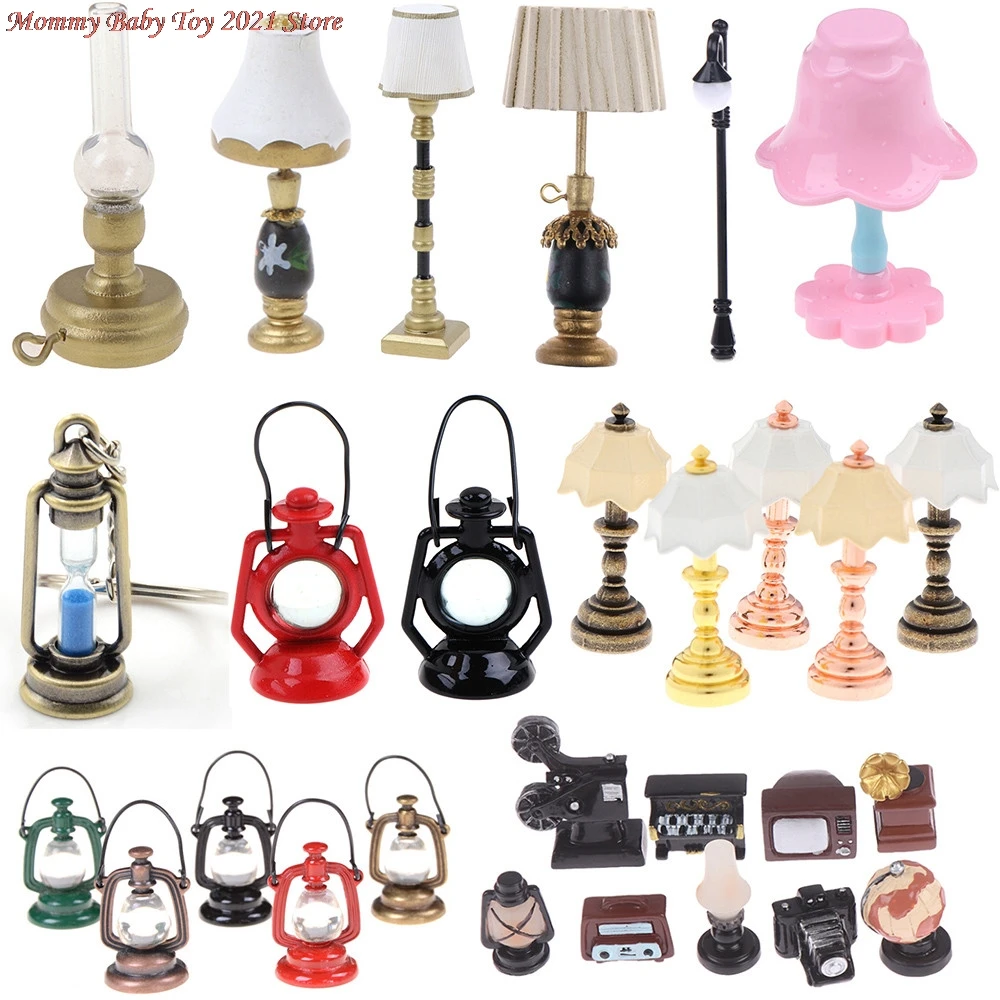 

1/2Pcs Mini 1:12 Miniature Table Candlestick Retro Kerosene Lamp Doll House Lamps Decor Accessories Dollhouse Furniture Toys