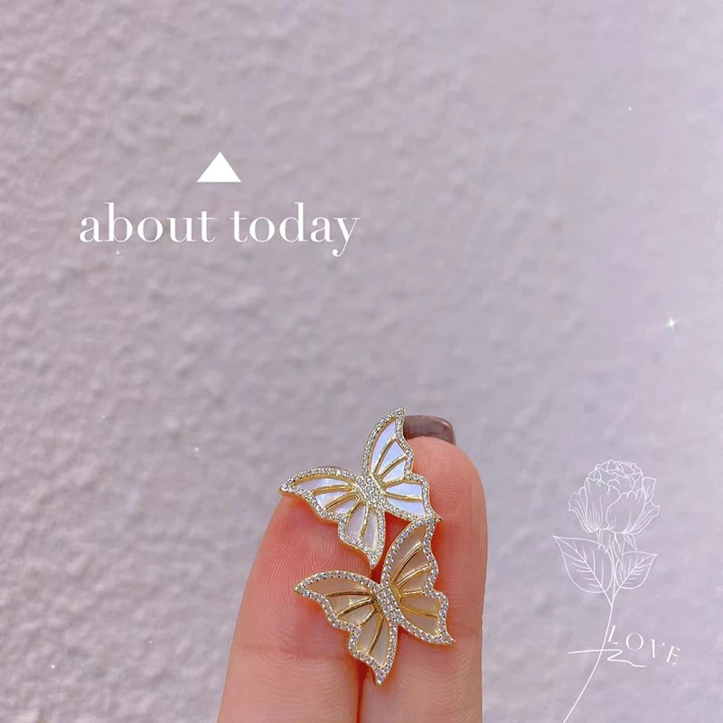 

AINUOSHI Sterling Silver 925 Butterfly Stud Earrings Women Korean Fashion Shell Style Exquisite Earrings Jewelry Aros Aretes