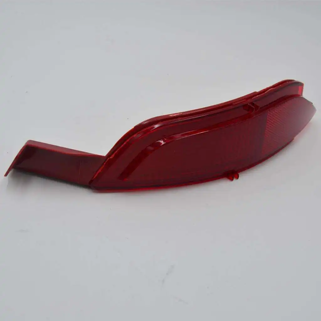 

Красный рефлектор заднего бампера для Ford Fiesta Mk7