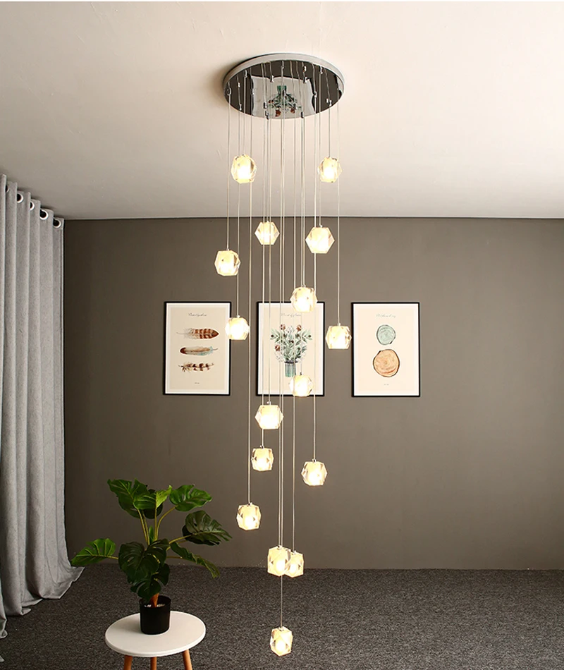 Спиральная лестница люстра длинная внутренняя светильник коридор вилла