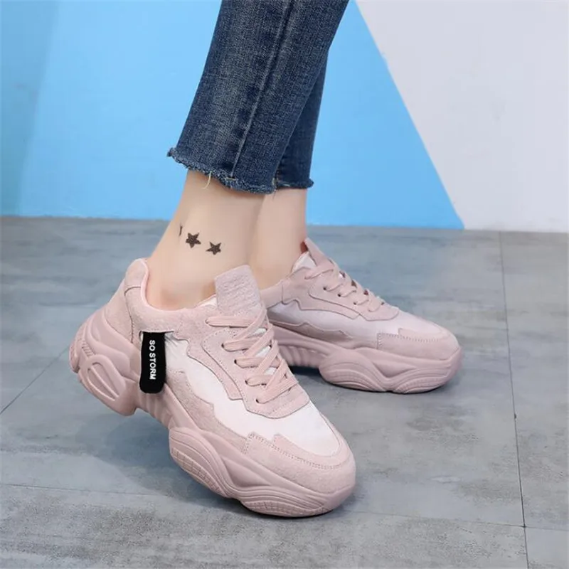 

Кроссовки уличные женские туфли на массивной подошве, модные розовые удобные женские повседневные туфли на шнуровке, Женская Вулканизиров...