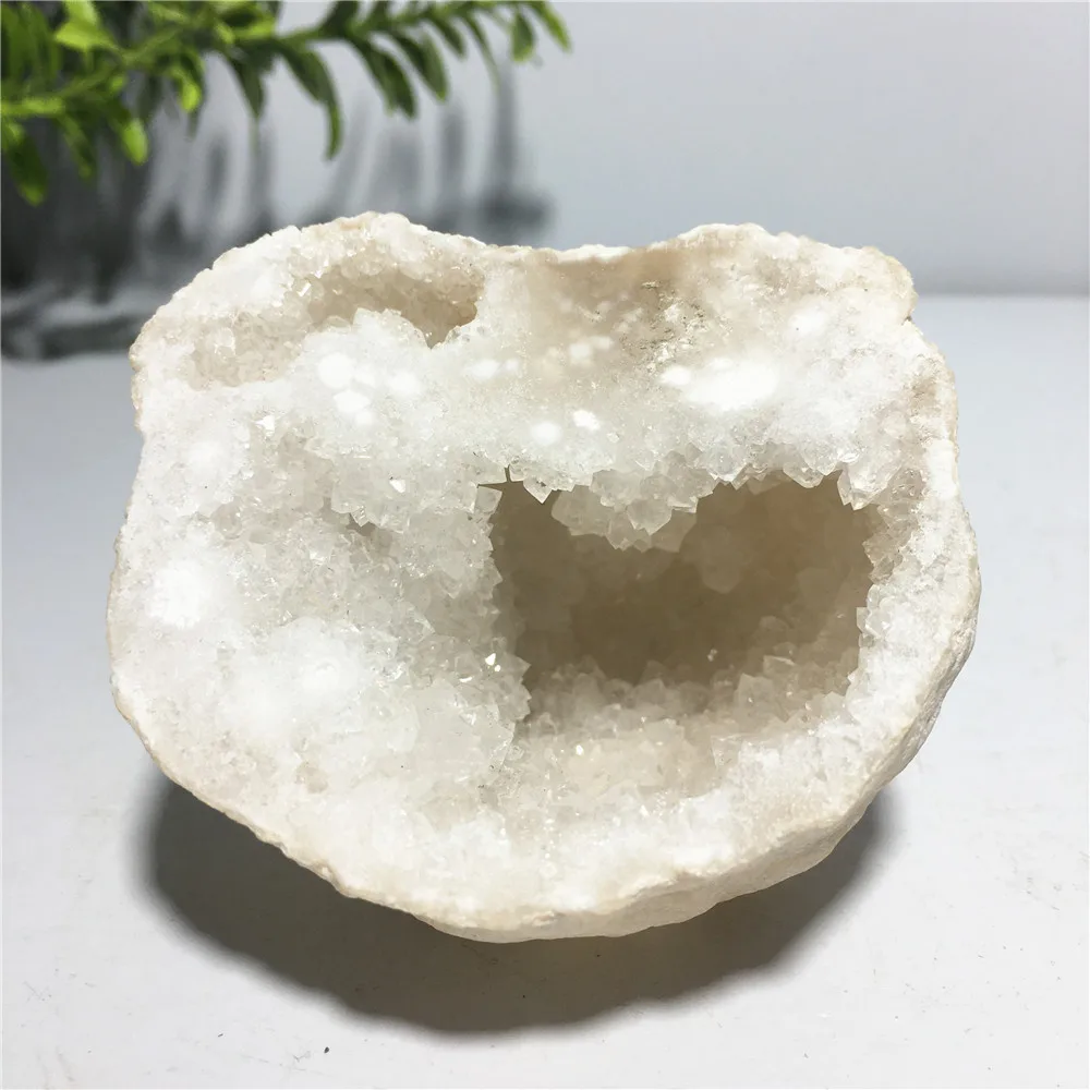 

Natural Agate Geode Quartz Druzy Crystal Specimen Reiki Healing Fengshui Gift Meditation Wicca Ornments For Home Decoration