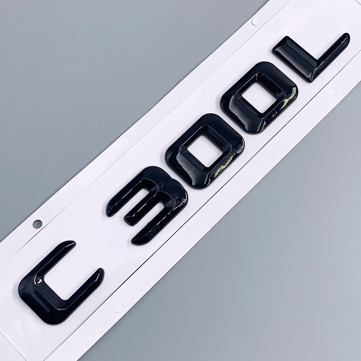 Оригинальный размер 1:1 эмблема заднего хвоста автомобиля с номером буквы стикер