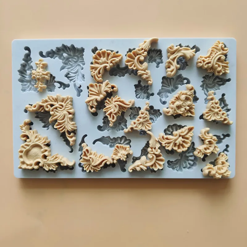 

New European small triangle pattern relief silicone mold DIY candy cake turning sugar decoration mold Household baking tools