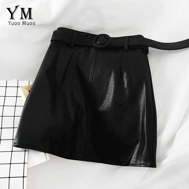 Черный YuooMuoo Ins Мода элегантная юбка из искусственной кожи высокого пояса Женская Осенняя короткая юбка пуш-ап Корейская зеленая мини-юбка - Цвет: Черный