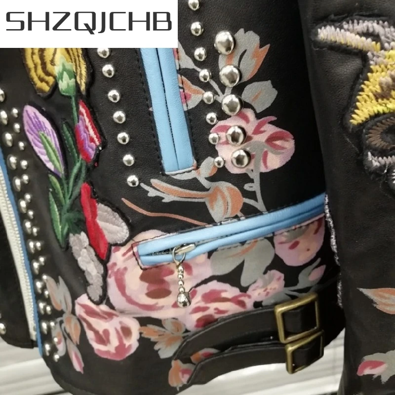 

JCHB 2021 Runway Women Floral Printed Rivet Motor Biker Sheepskin Genuine Jacket Colorful Embroidery Italy Designer Gothic Coat