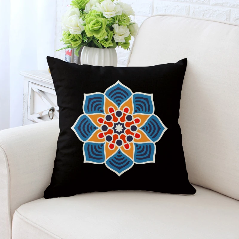 Квадратные наволочки с геометрическим принтом в стиле Марокко на талии для