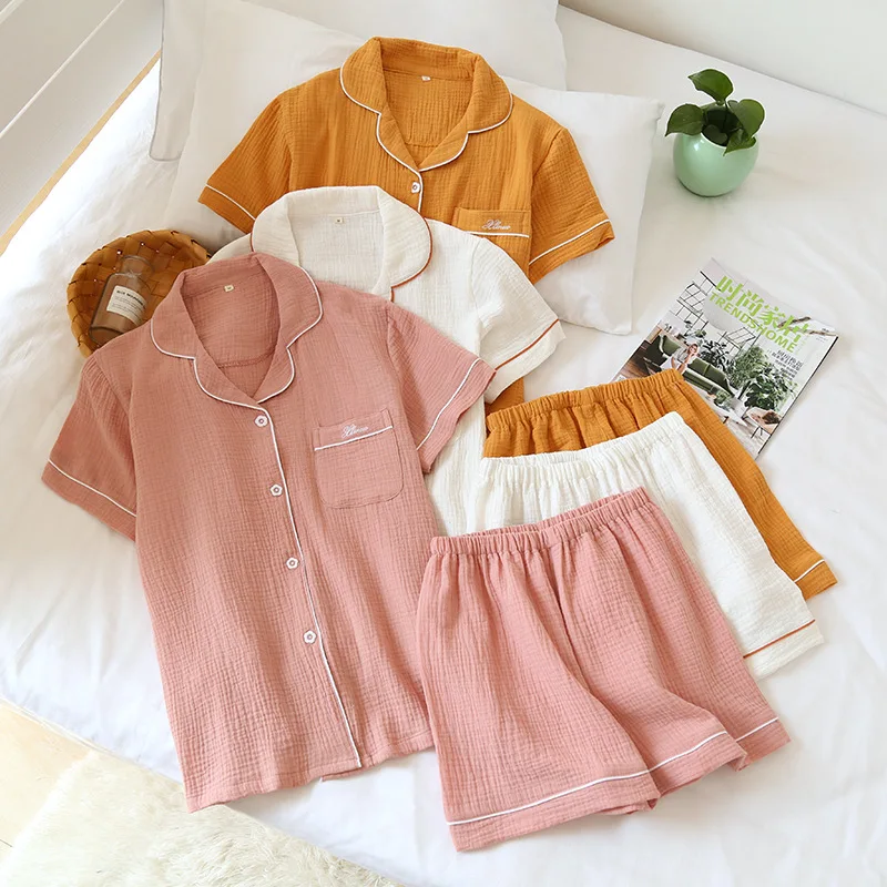 

Japanese summer couple pajamas suit cotton crepe ladies solid color simple short-sleeved shirt shorts pajamas men's home service