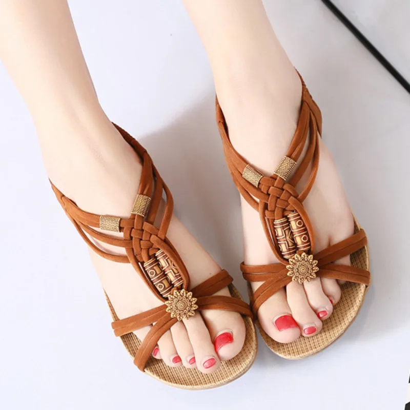 

Sandal New Summer Bohemian Flat Bottom Fish Mouth Women's Sandals Fashion Beaded T-strap Sandals Plus Size Women Shoes 2021
