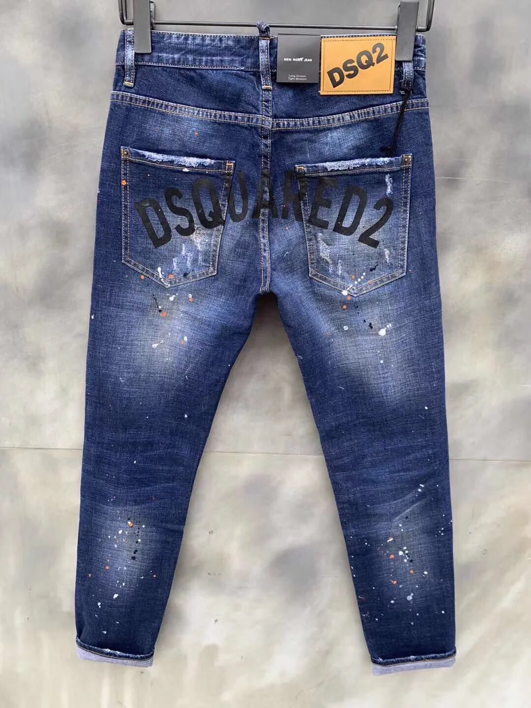 classic,Authentic,DSQUARED2,Retro,Italian brand ,Women/Men Jeans,locomotive,Jogging jeans,DSQ9118