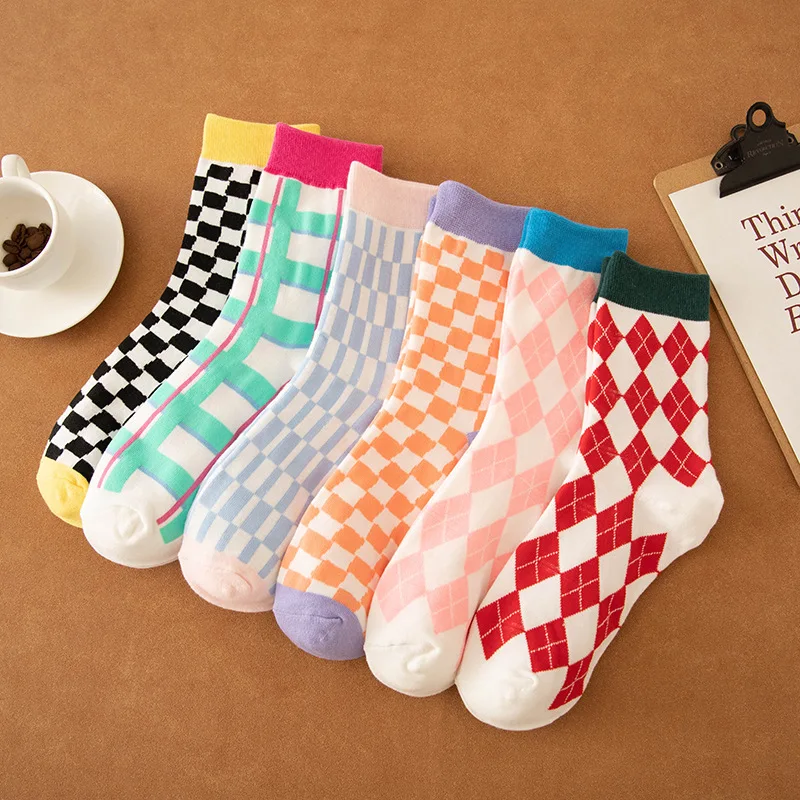 

Women Happy Colorful Striped Socks Quality Plaid Diamond Pattern Argyle Geometric Harajuku Combed Cotton Sock Christmas Gift Sox