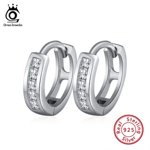 Женские серьги-кольца из серебра 925 пробы, с фианитом