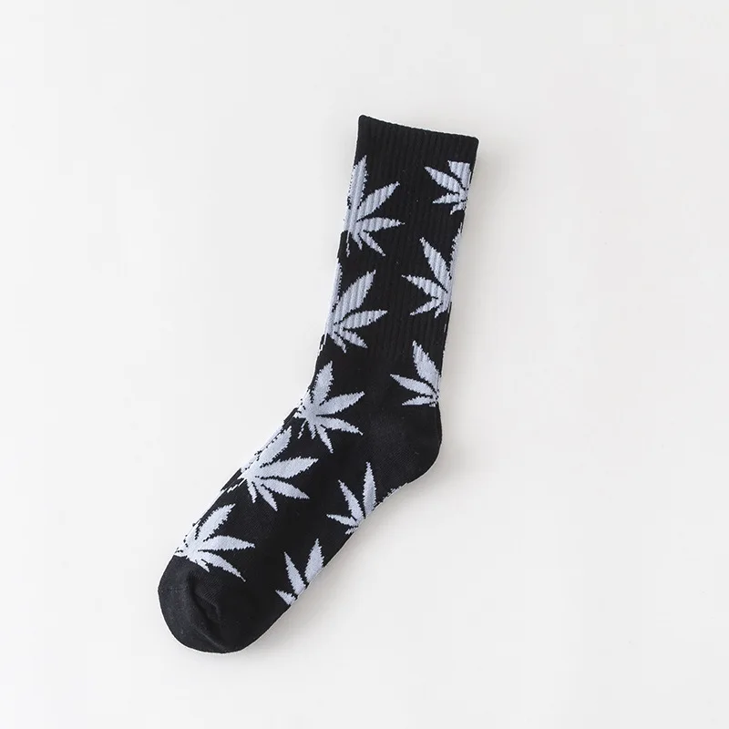 Модные удобные хлопковые носки высокого качества; 1 пара; повседневные длинные носки с листьями конопли и кленовыми листьями; сезон весна-осень - Цвет: 7