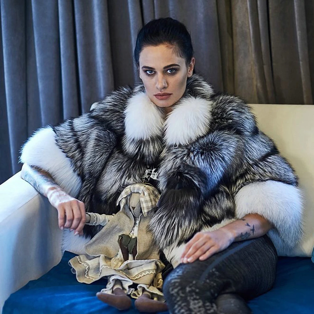 

2021 New Winter Natural Fox Fur Coats Stand Collar Thick Warm Winter Fashion Fur Overcoats Luxury Genuine Silver Fox Fur Jackets