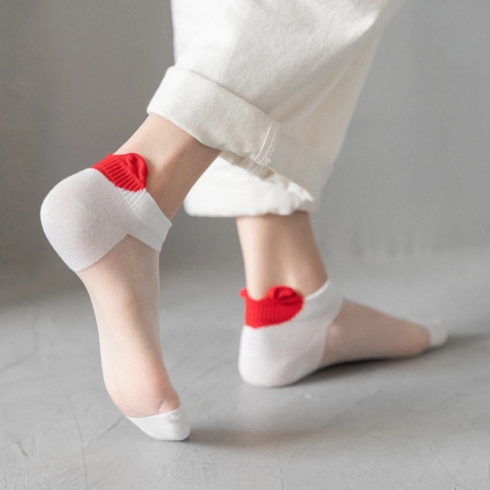 

2020 Summer Women Thin Crystal Transparent Silk Socks Female Cotton Red Love Peach Heart Girl Short Ankle Socks Black White Gray