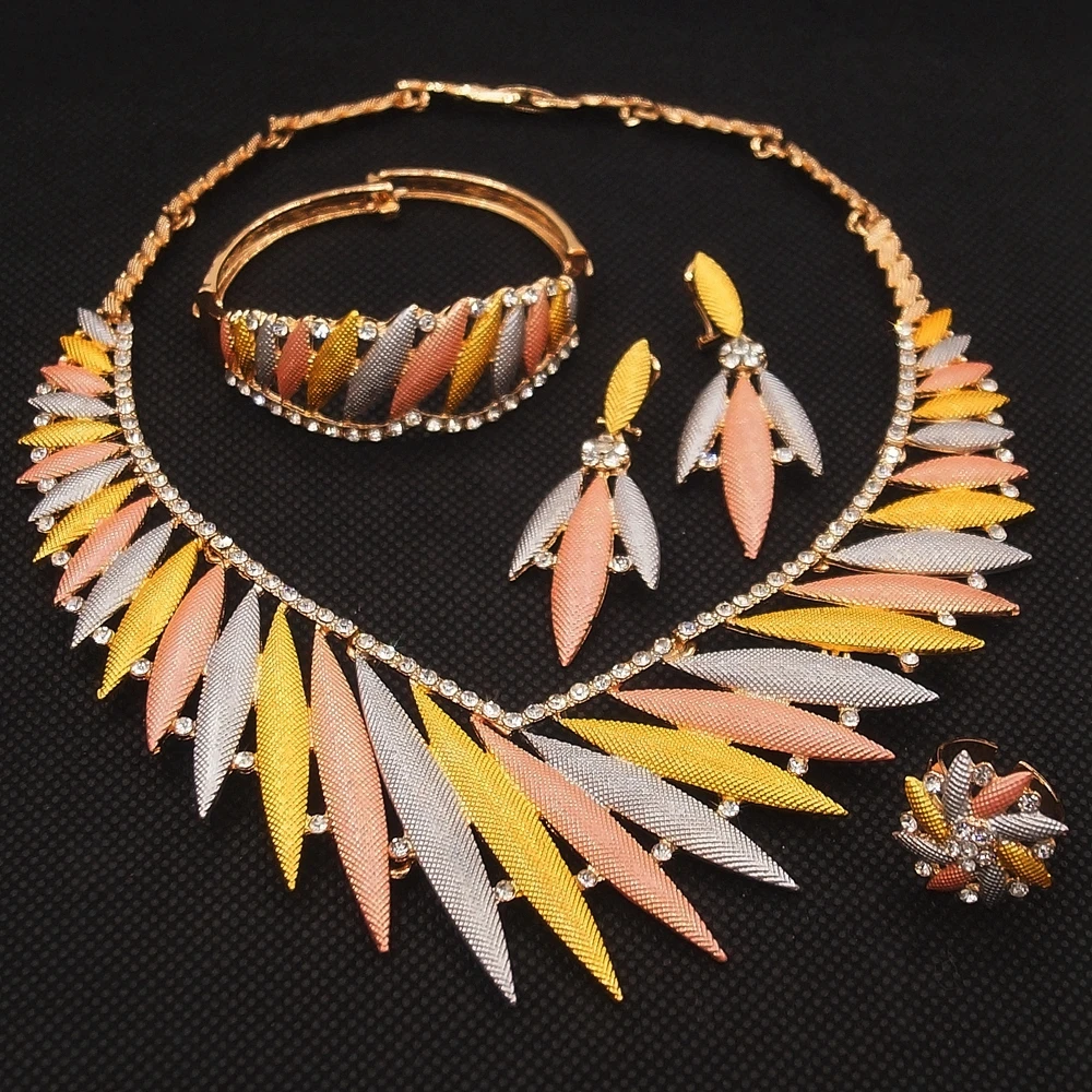 

Women Necklace Earrings Irregular Designer Ring Bracelet Wedding Party Jewelry Set Accessories Luxury Multicolor 18K Gold Plated