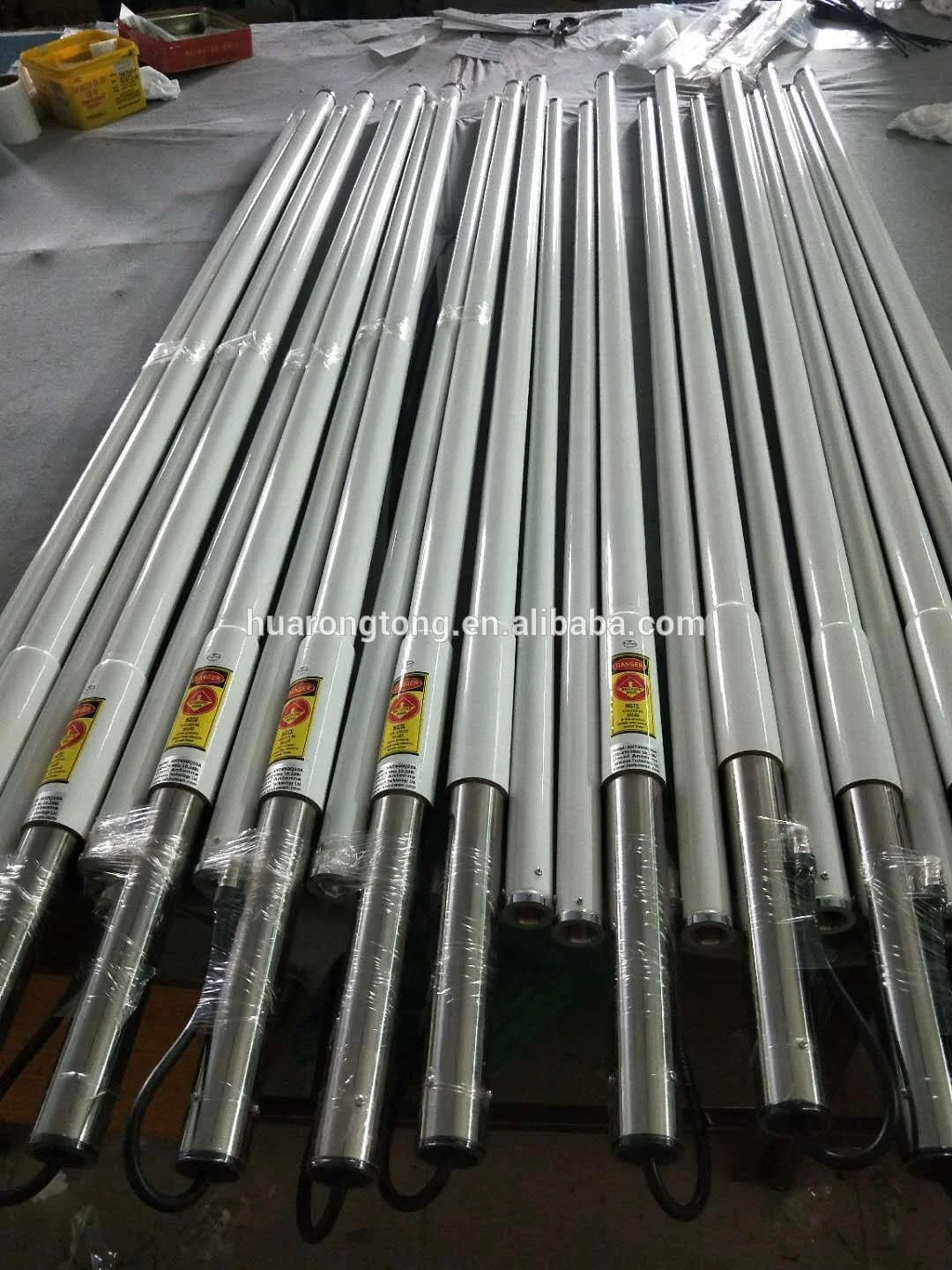

VHF 230MHz high gain fiberglass outdoor omni antenna