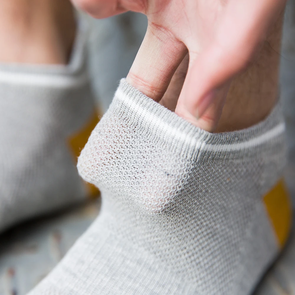 Цветные носки по щиколотку мужские модные спортивные хлопковые с рисунками 1