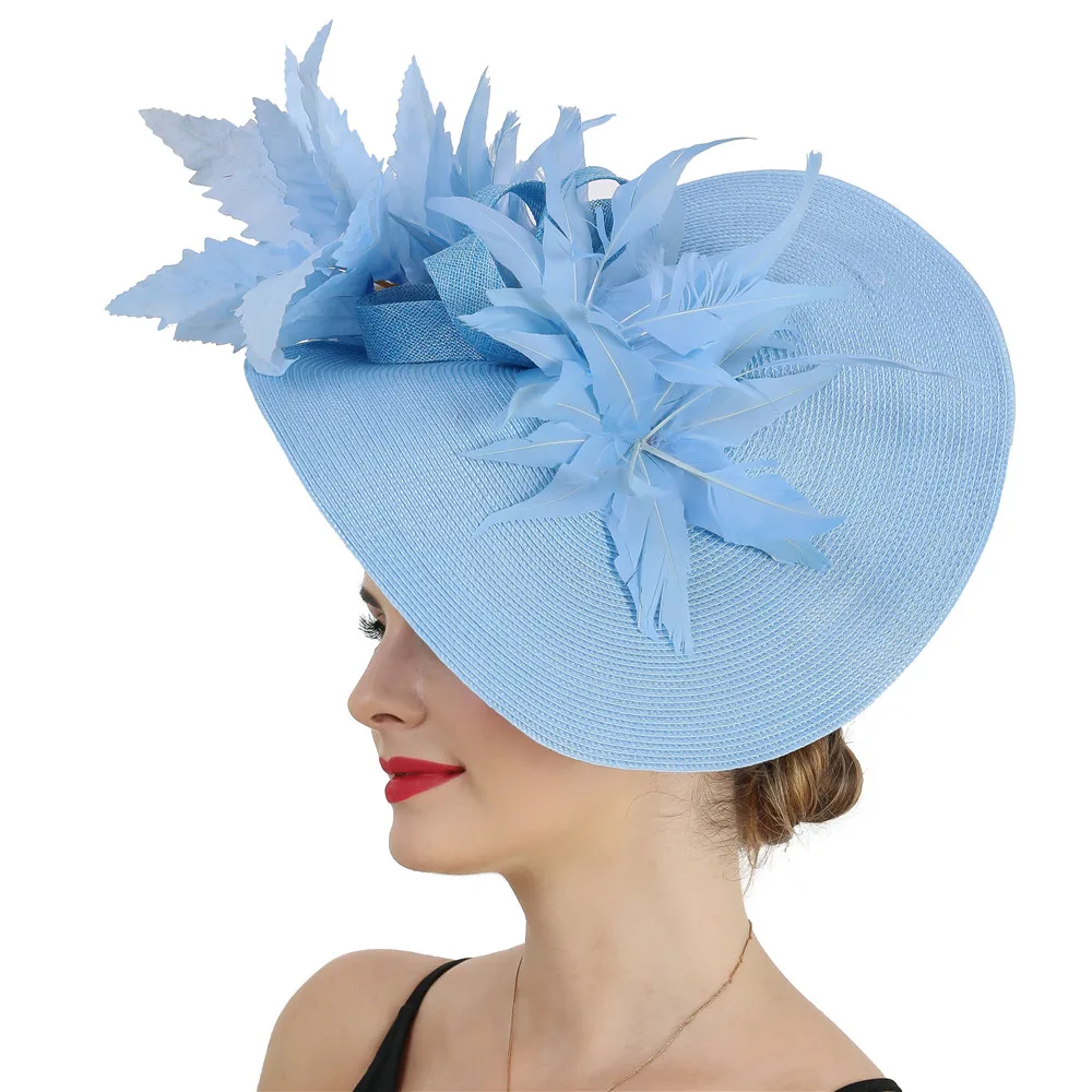 Вуалетка для невесты белая с перьями и цветами