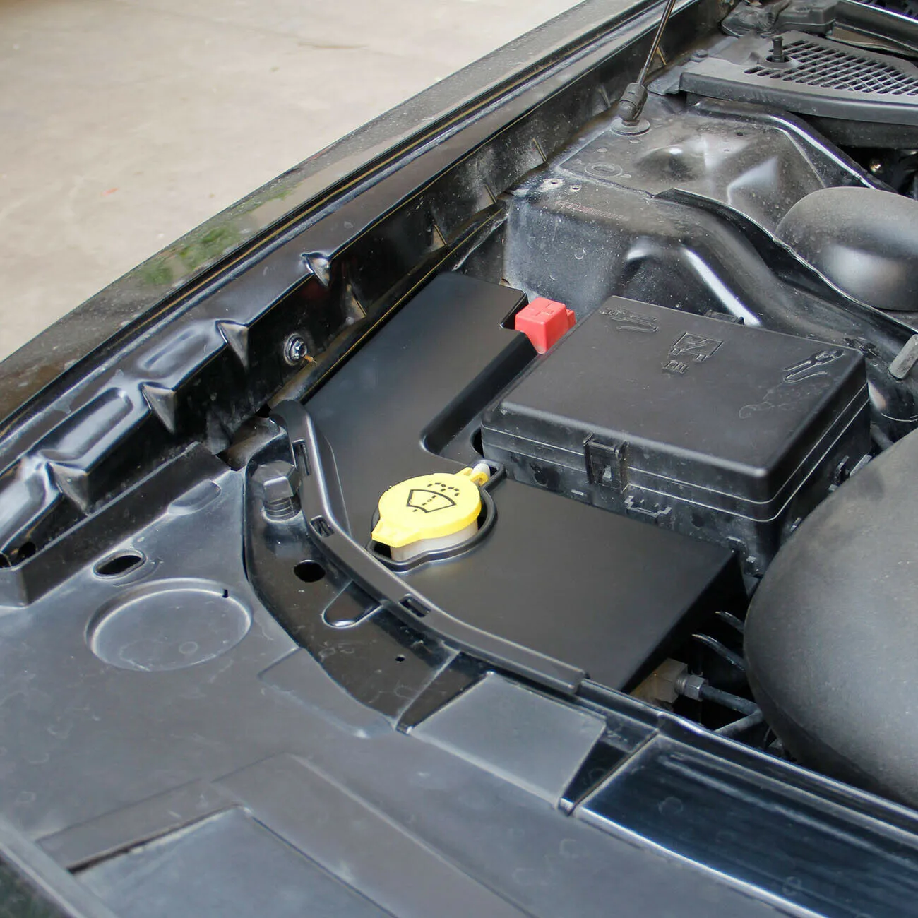 

Боковая панель автомобильного двигателя, задняя панель двигателя, черный для 2015 2016 2017 2018 2019 2020 Dodge Challenger SXT/GT/RT