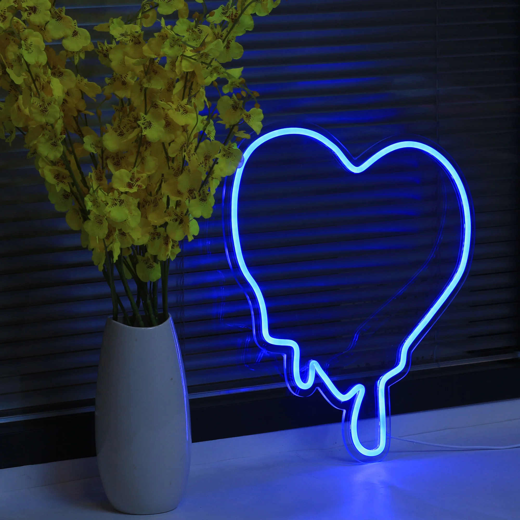 New Hanging Type Waterproof Custom Neon Melting Heart Lights Decoration Room Living Room Bar Restaurant Storefront Decoration