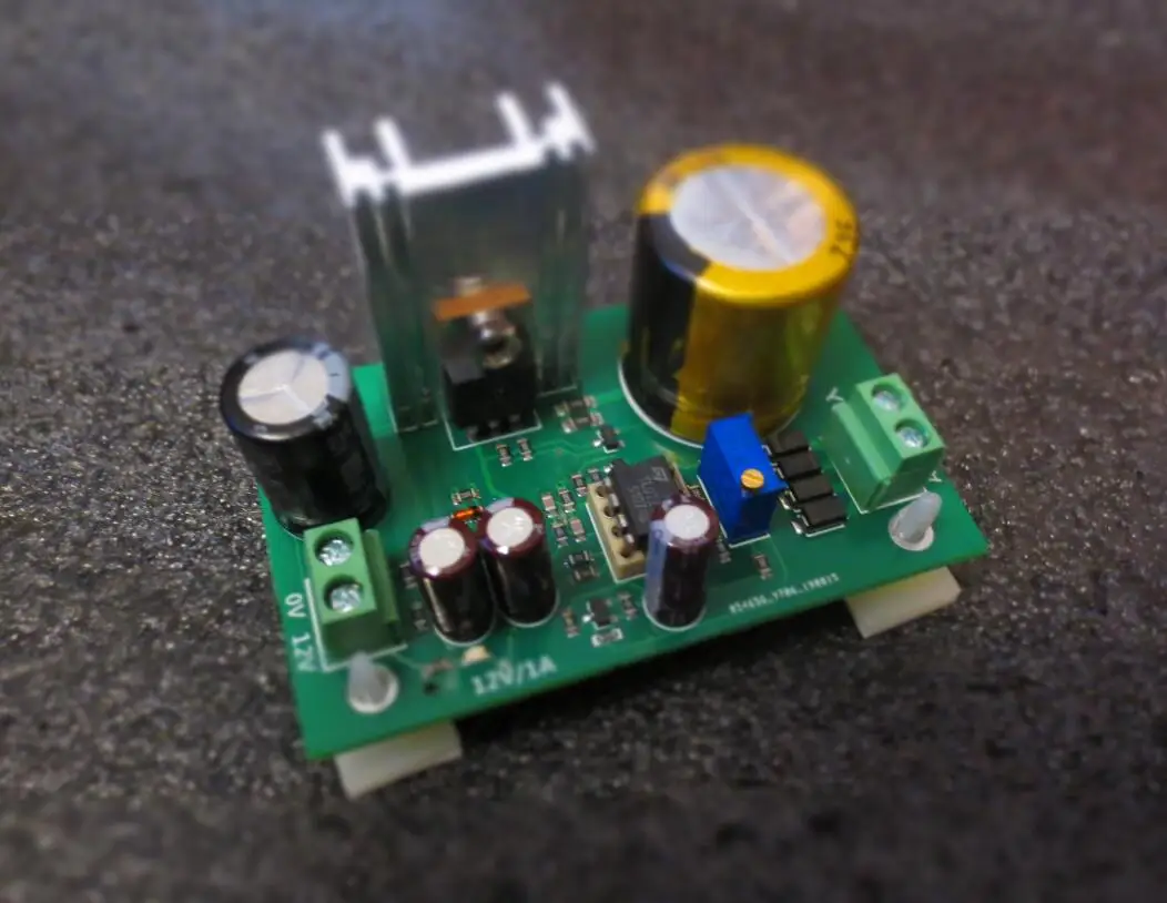 

STUDER900 Regulated Power Supply