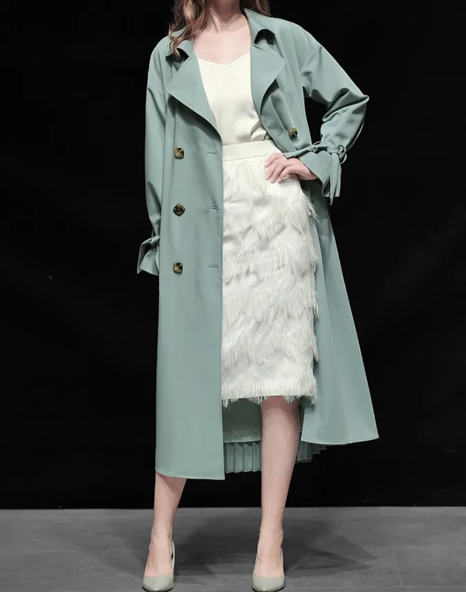 Тренчкот женский плиссированный длинная облегающая двубортная ветровка в