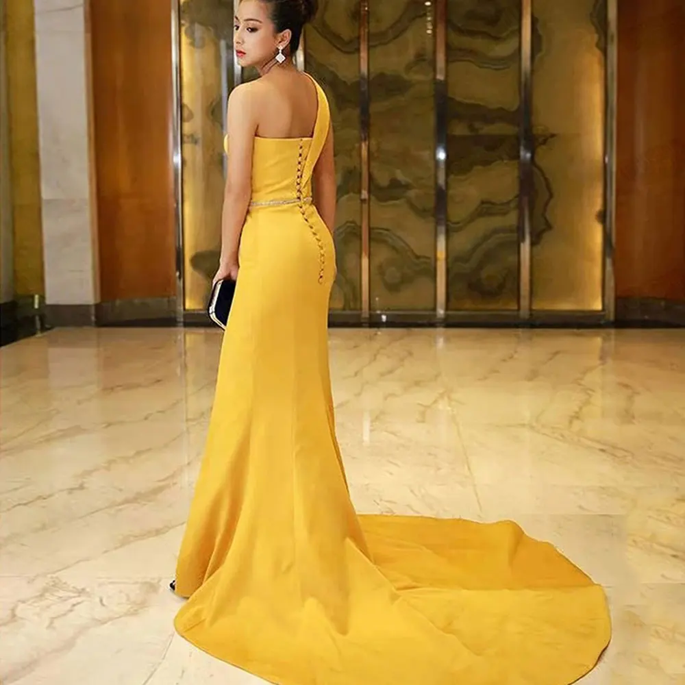 

Yellow Button Party Gowns Mermaid / Trumpet Asymmetrical One-Shoulder Evening Dresses Sweep/Brush Sleeveless Front/Side Slit