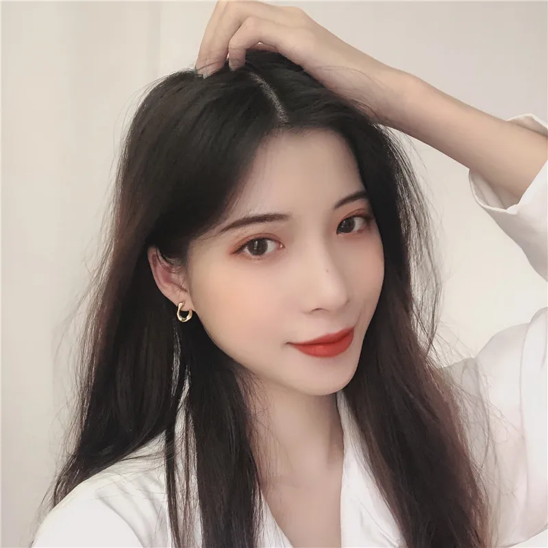 Модные темпераментные лаконичные серьги в стиле ретро асимметричные