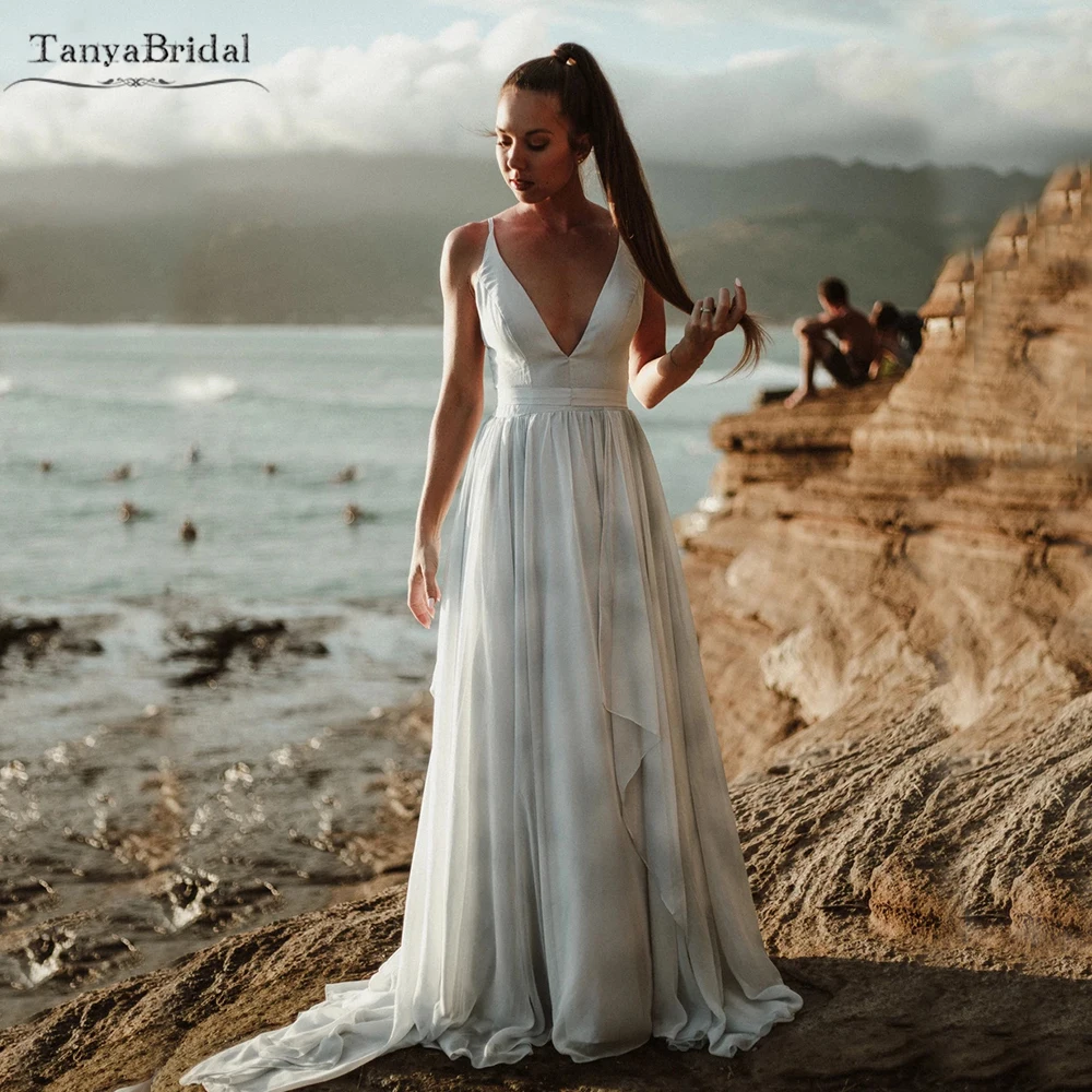 

Шифоновые пляжные свадебные платья в стиле бохо, с V-образным вырезом, без рукавов, трапециевидной формы, в цыганском стиле, свадебные платья...