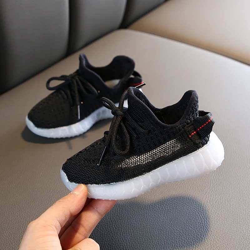 Детская весенняя и осенняя новая светящаяся подошва дышащая сетчатая обувь