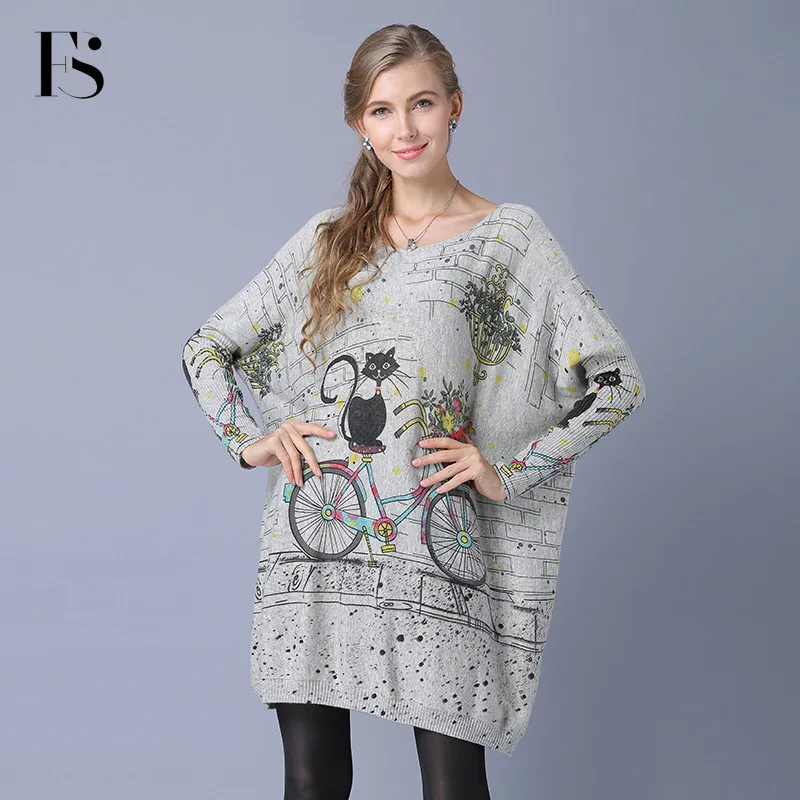 Свитер женский трикотажный с принтом в виде кота и рукавами летучая мышь |