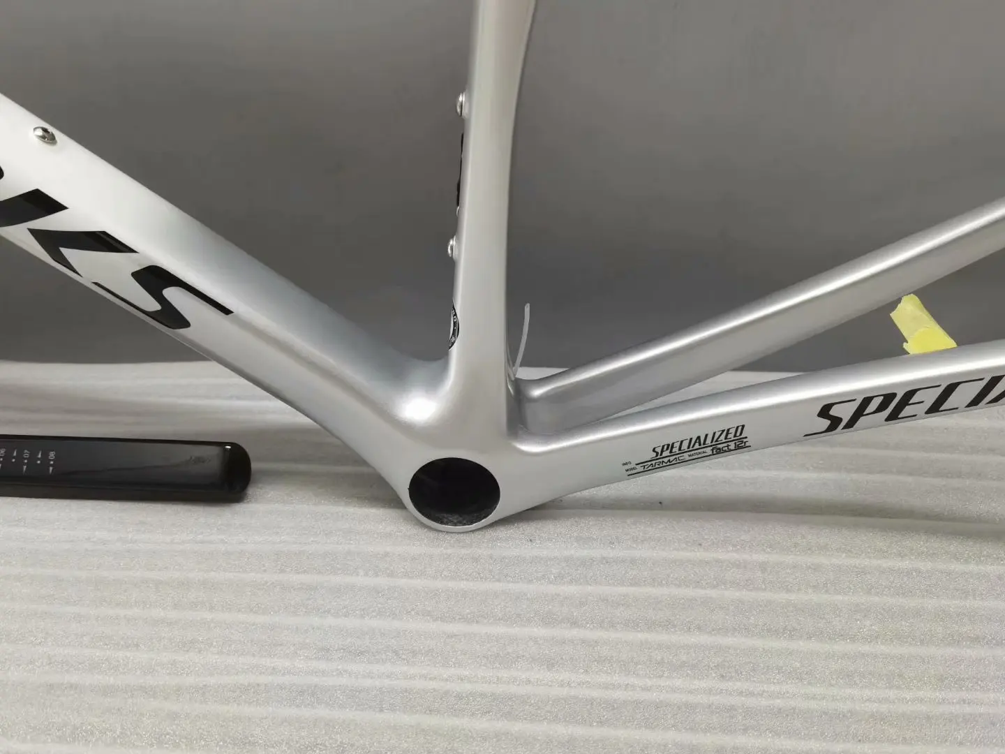 

Made in taiwan Carbon SL6 Disc Bike Frame Carbon Fiber Frame XDB Racing-Bike T1000 V Brake-BBQ Made in Taiwan Japan Toray Carbon