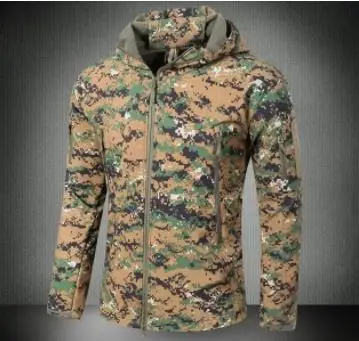 Men Woodland Digital Camouflage Jackets Outdoor Waterproof Windproof Coats Military Warm Fleece Tactical Softshell Jacket - Цвет: Woodland Digital