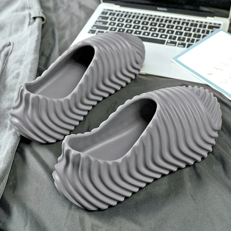 

Men Sandals Summer Casual Shoes Couple Beach Slippers Men Swimming Sandal Foam Runners Waterproof Comfortable Beach Sneakers