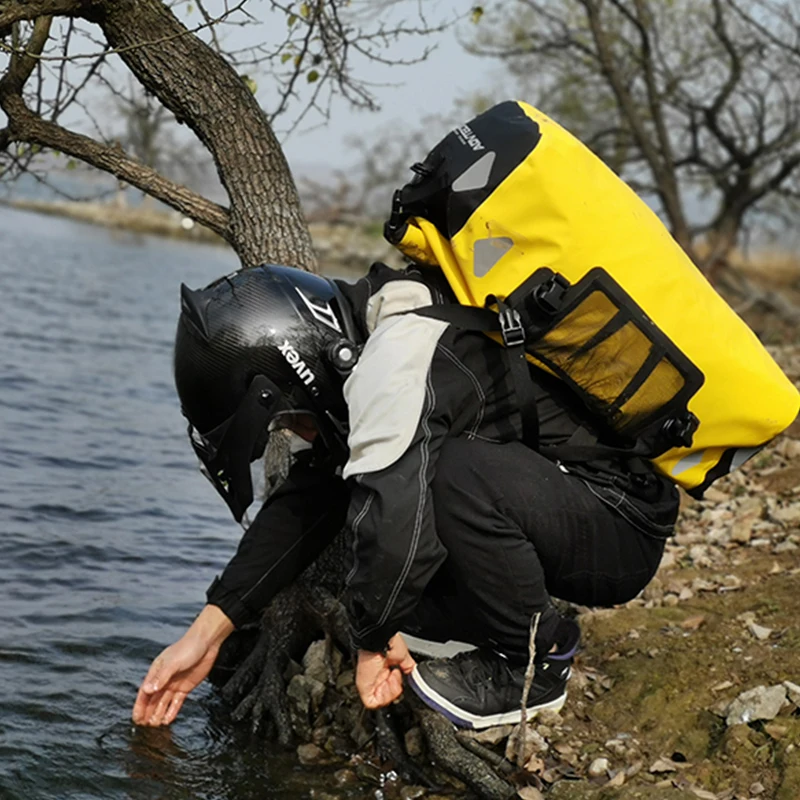 Водонепроницаемая сумка для заднего сиденья мотоцикла дорожная сухая на 66 л